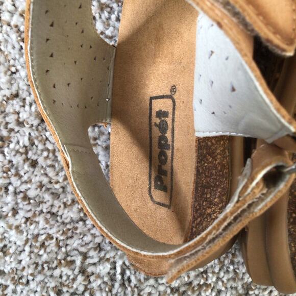 Propet women’s leather strappy sandals size 11 - Picture 11 of 12